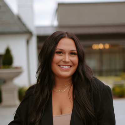 Olivia Bartsch Headshot